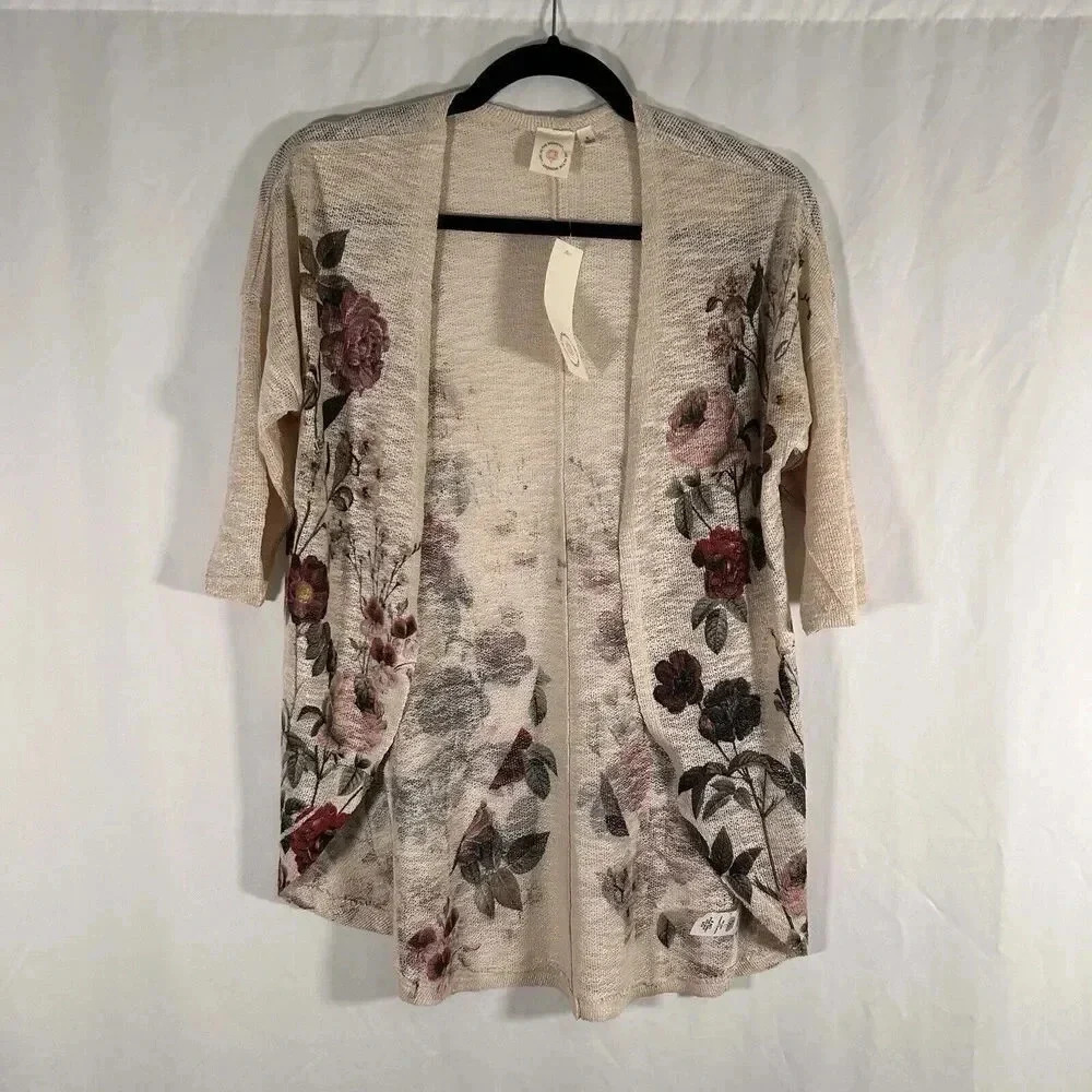 New Live in the Moment Cardigan Women's Small Beige Open Knit Short Sleeve